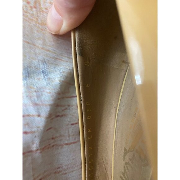 Salvatore Ferragamo Women's Tina Patent Platform Pump Nude - 6B - Picture 12 of 13